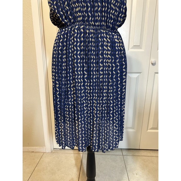 Joe Fresh Size S Stretchy MIDI Knit Dress Pleated Career Navy Geometric Summer - Picture 3 of 11